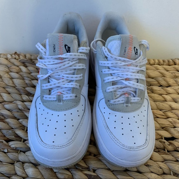 Nike Air Force 1 07 LV8 ‘Orange Swoosh’ Toddler Sneakers, Size 1.5Y - Picture 3 of 10